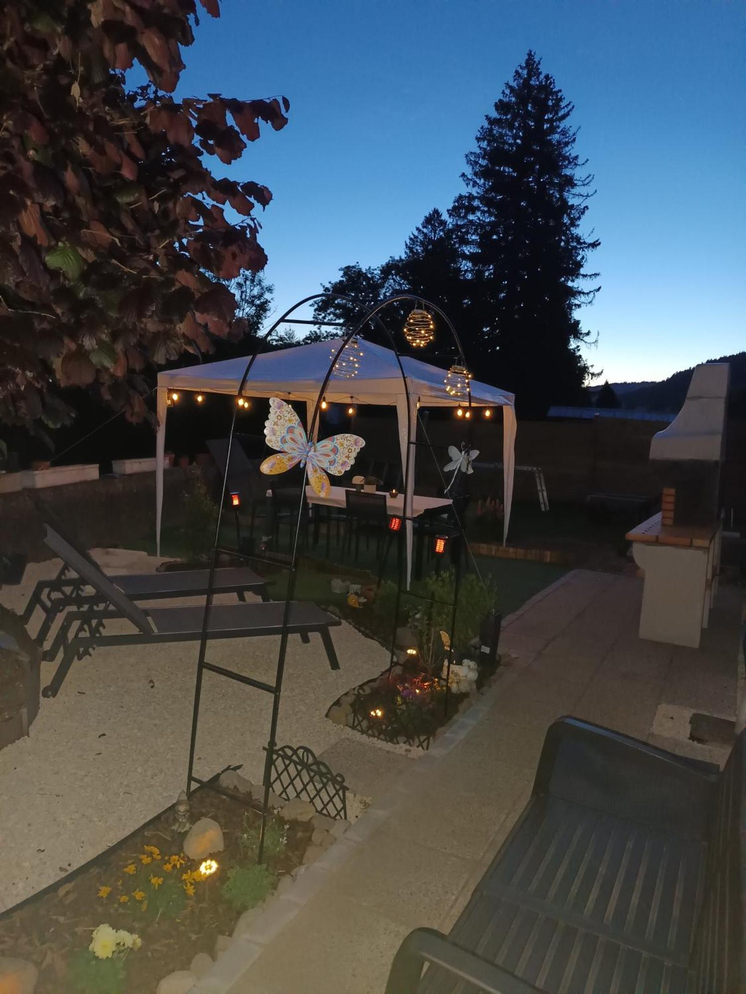 Monts Et Reves Bed and Breakfast Ramonchamp Kamer foto